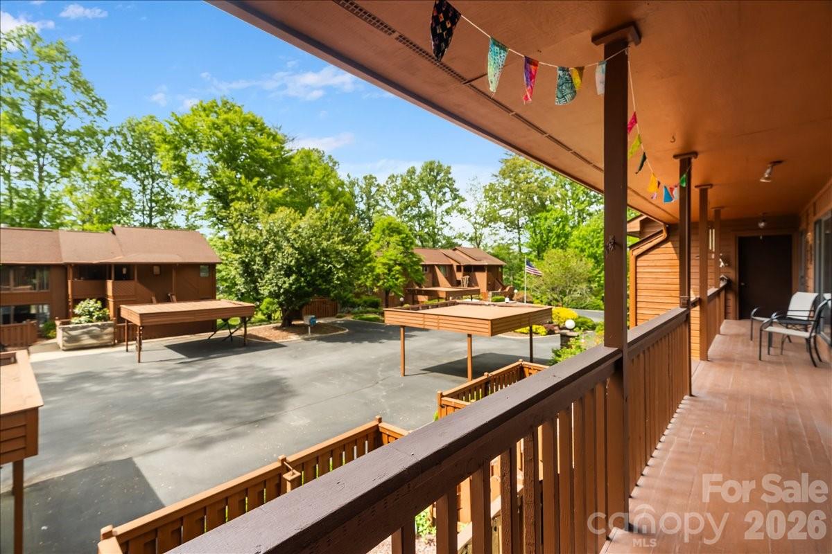 16 Woodsong Lane Brevard NC 28712