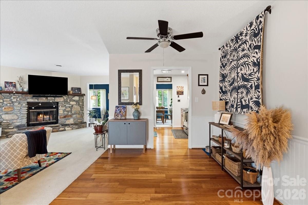 16 Woodsong Lane Brevard NC 28712
