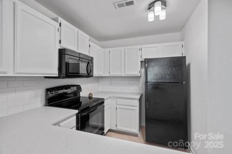 3302 Selwyn Farms Lane Charlotte NC 28209