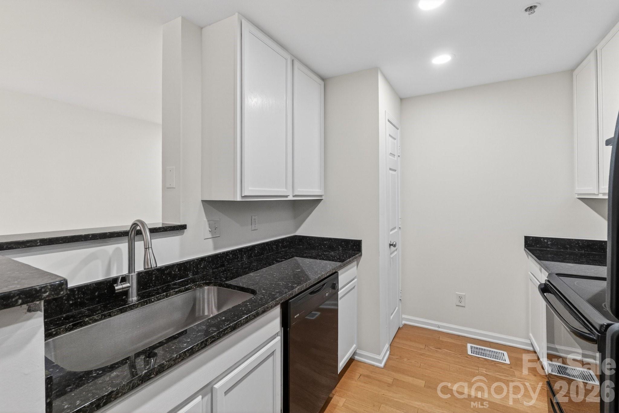 639 Raphael Place Charlotte NC 28205