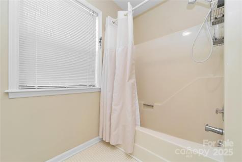 110 Lakeview Court Brevard NC 28712