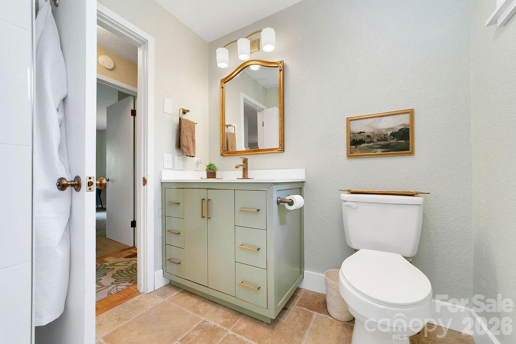 216 Tinequa Drive Brevard NC 28712