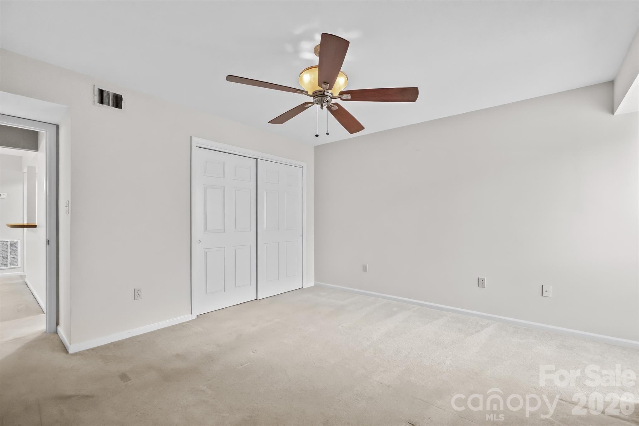 7331 Winery Lane Charlotte NC 28227