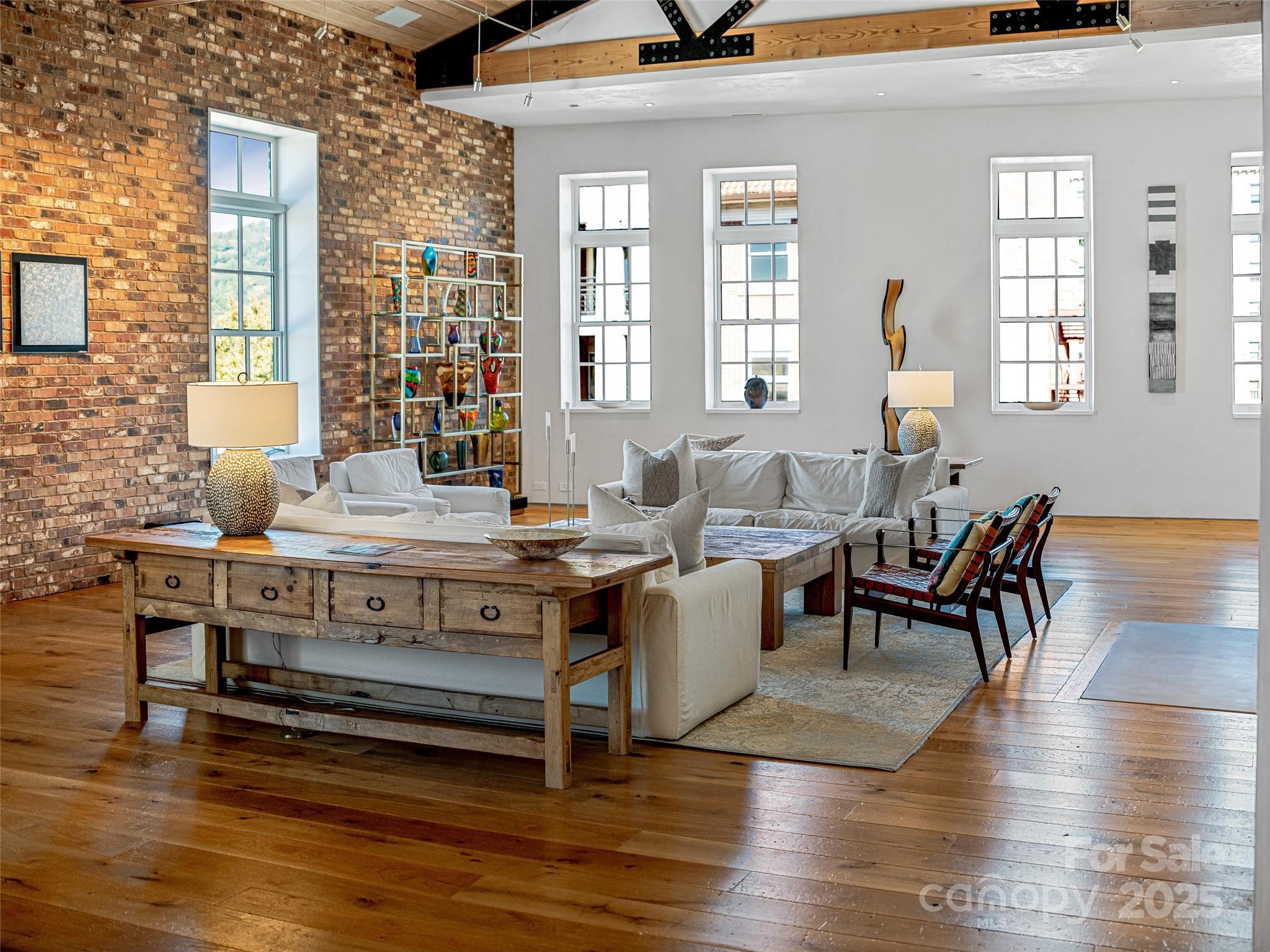 75 Broadway Street Asheville NC 28801