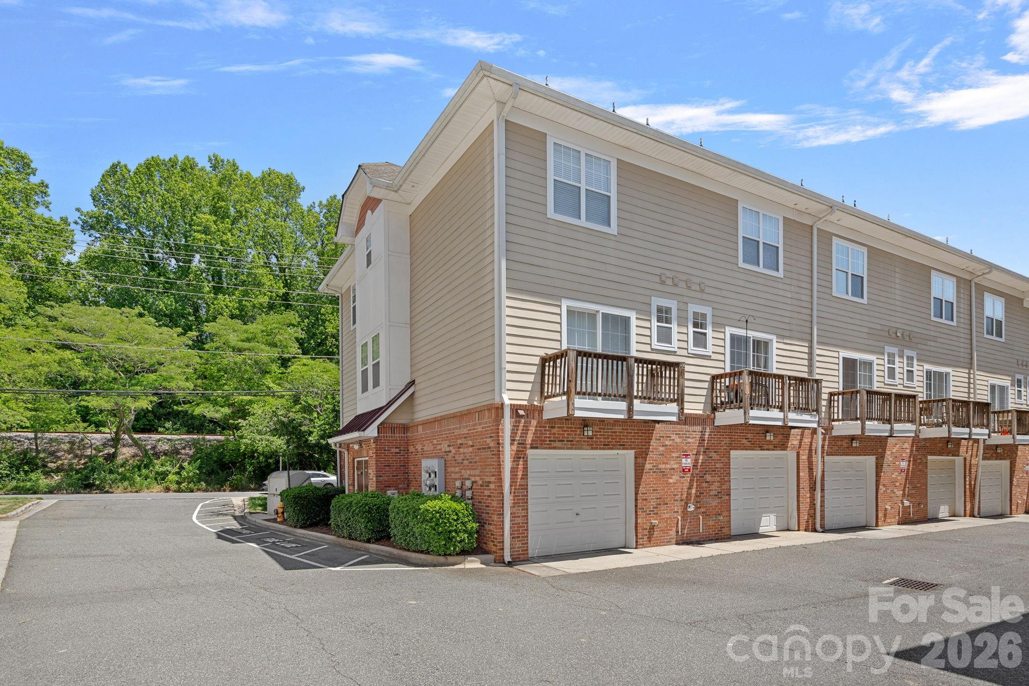 2632 Weddington Avenue Charlotte NC 28204