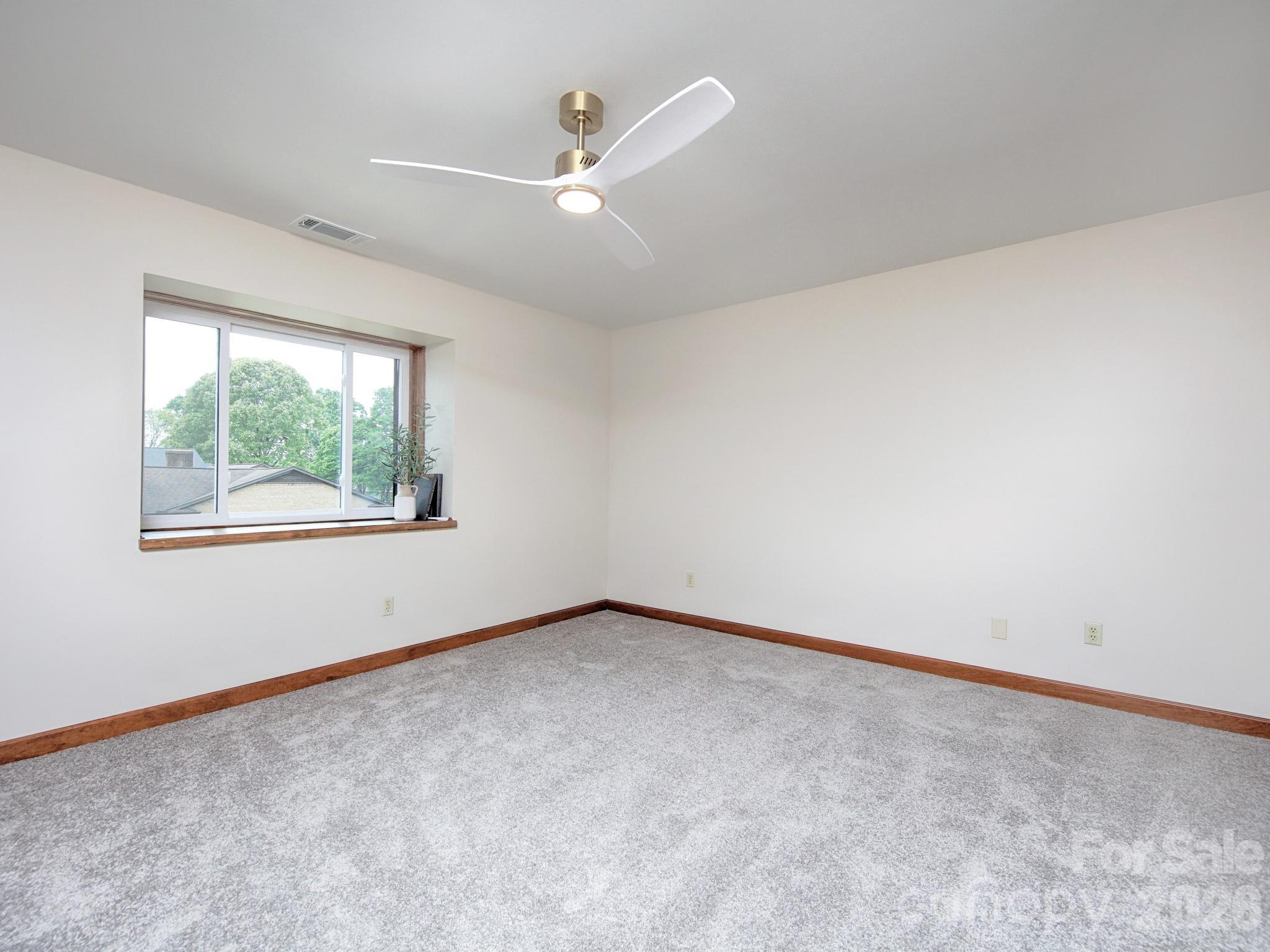 182 Calvin Street Troutman NC 28166