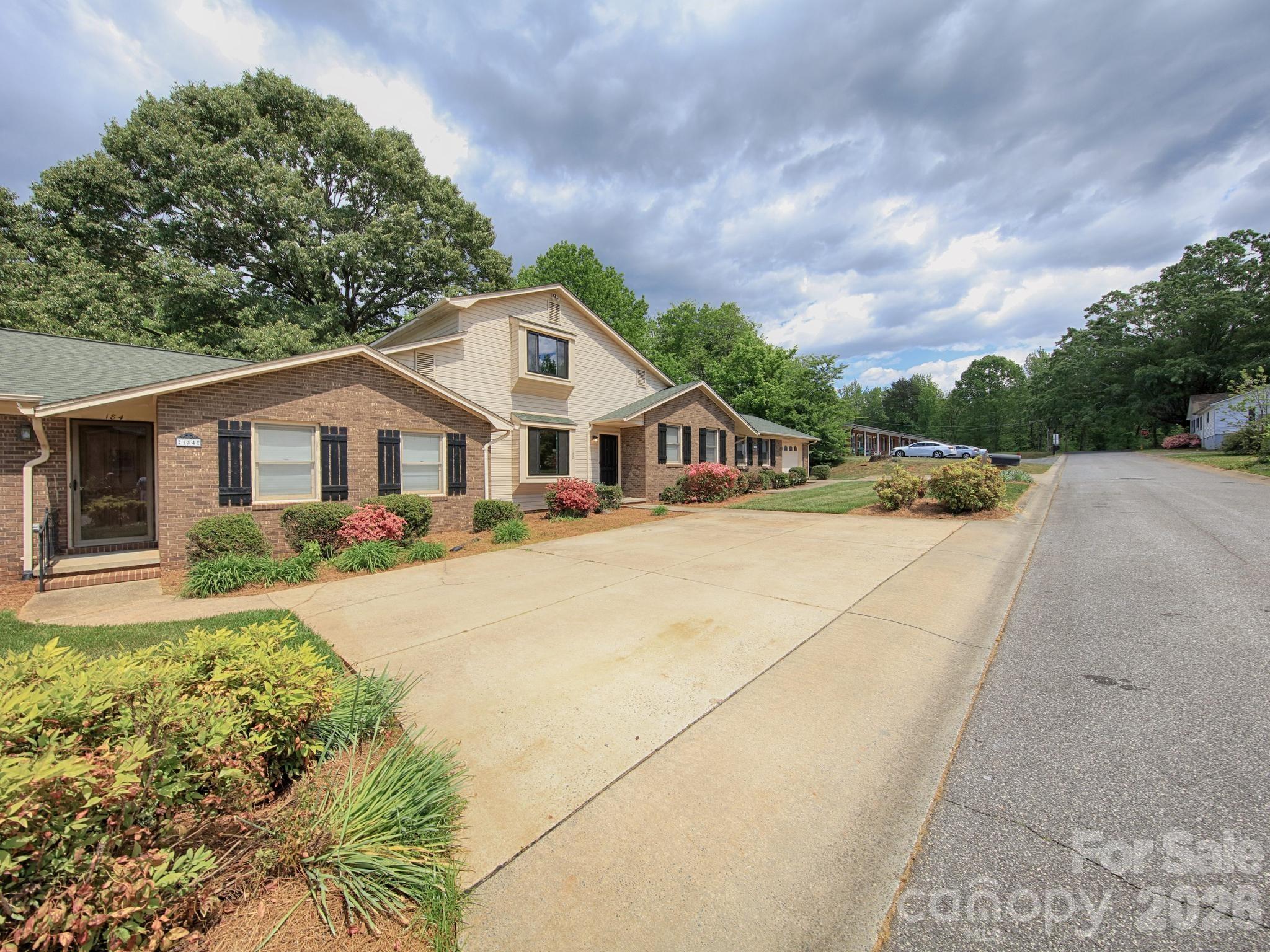 182 Calvin Street Troutman NC 28166