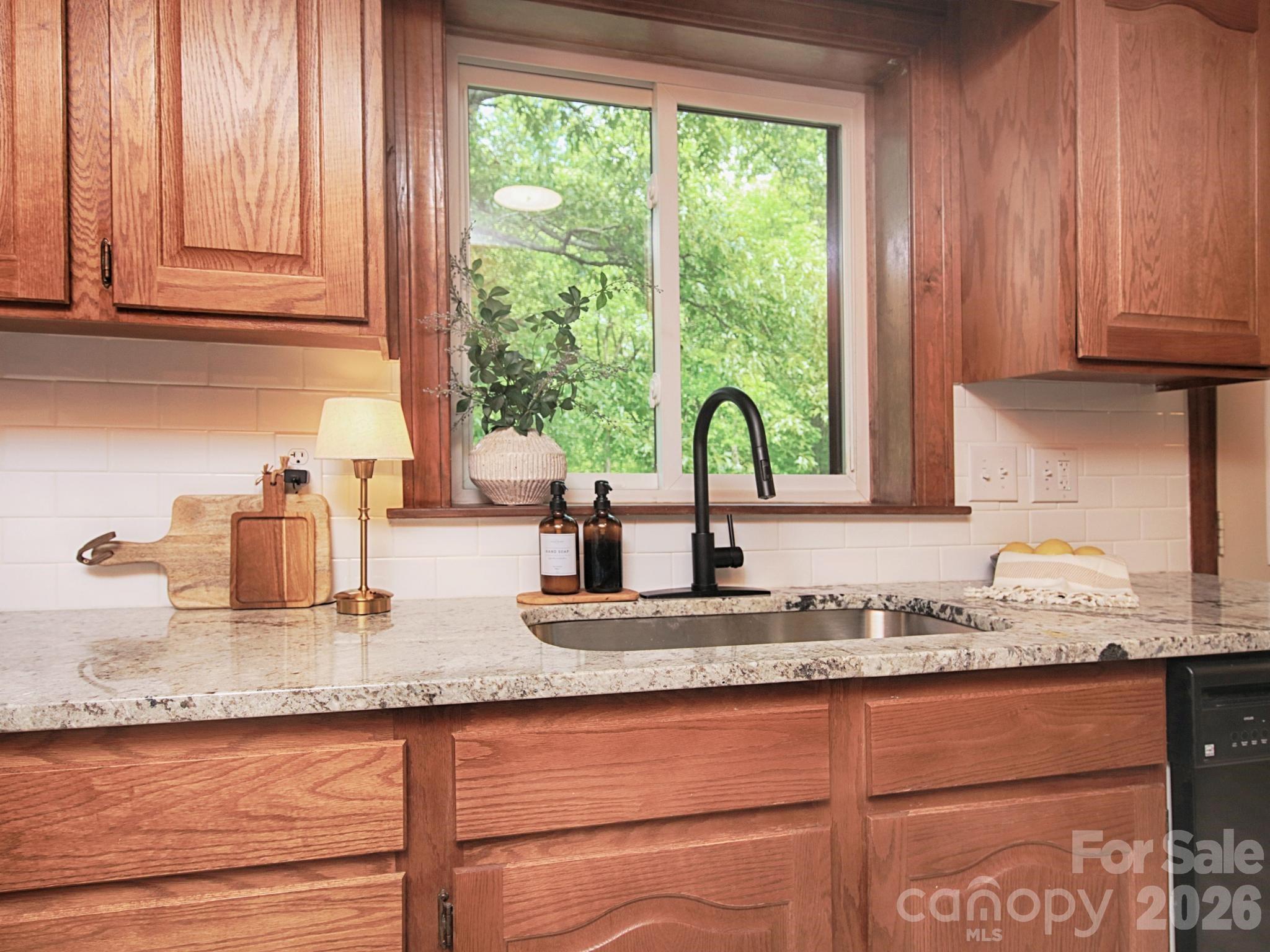 182 Calvin Street Troutman NC 28166