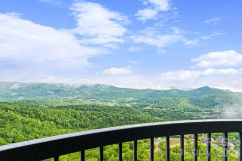 303 Sugar Top Drive Sugar Mountain NC 28604