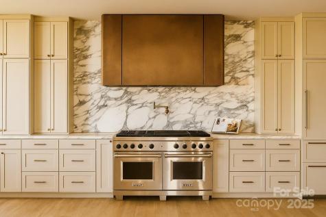 161 Church Street Asheville NC 28801