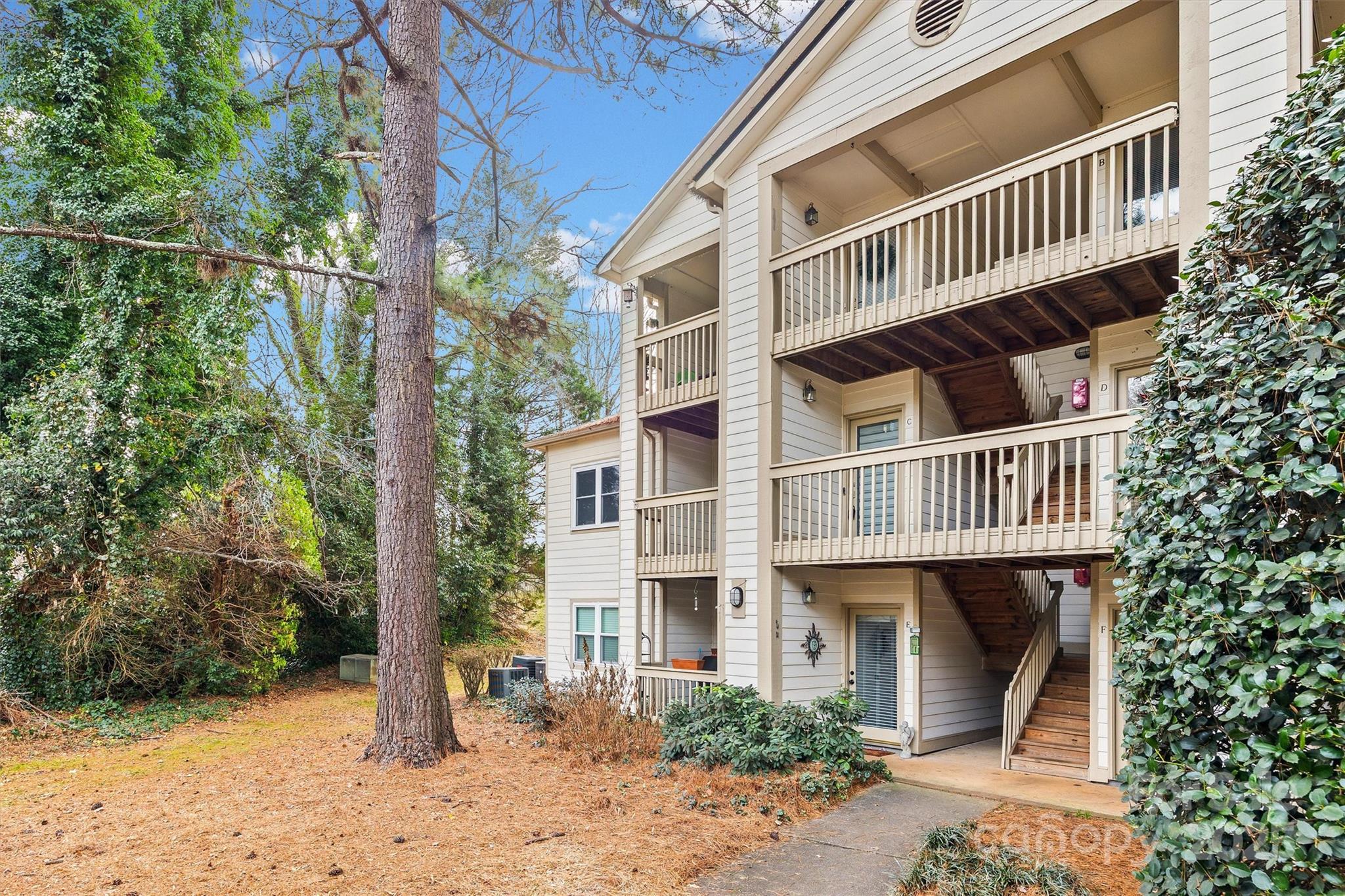 1041 Churchill Downs Court Charlotte NC 28211