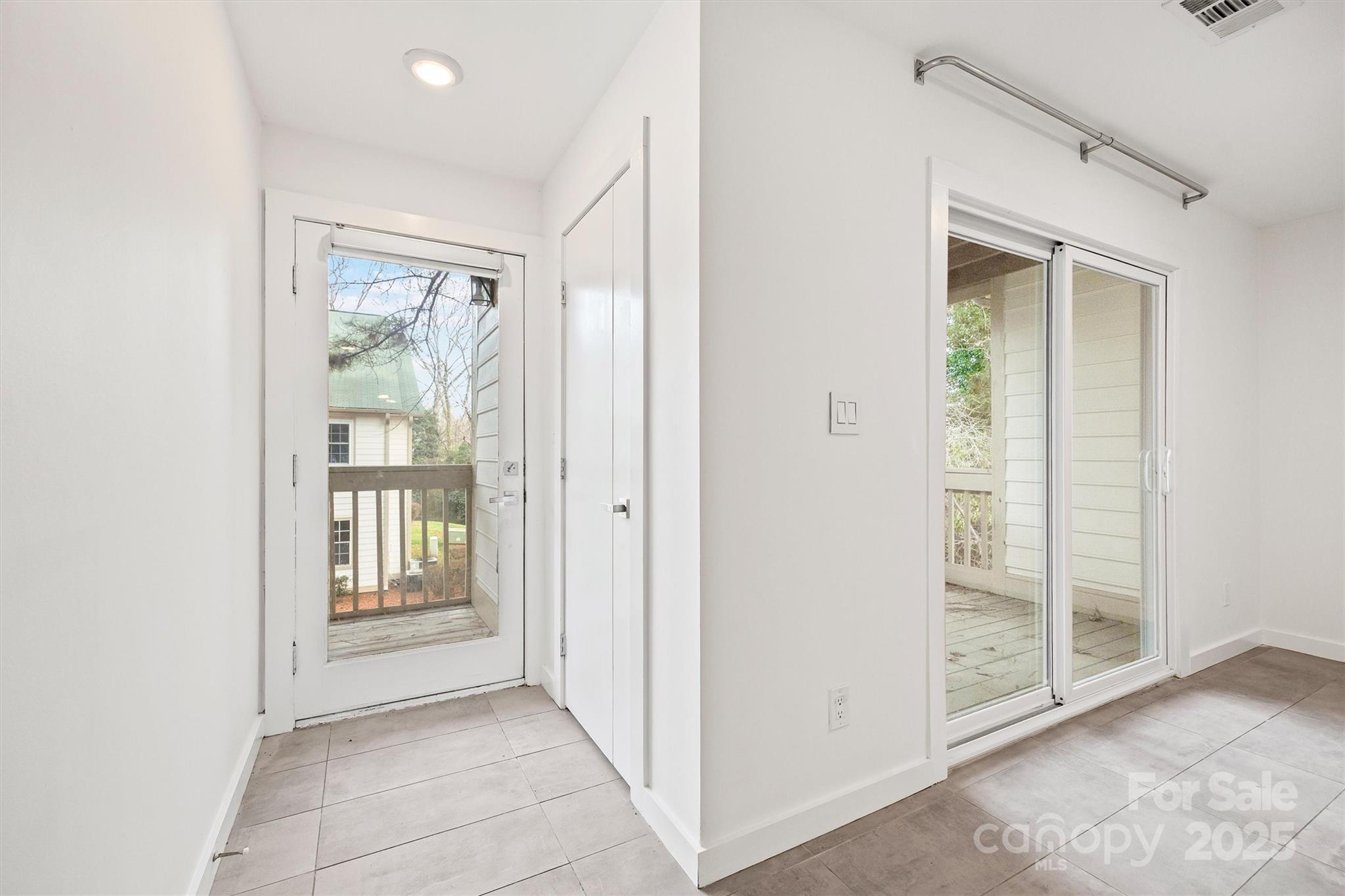 1041 Churchill Downs Court Charlotte NC 28211