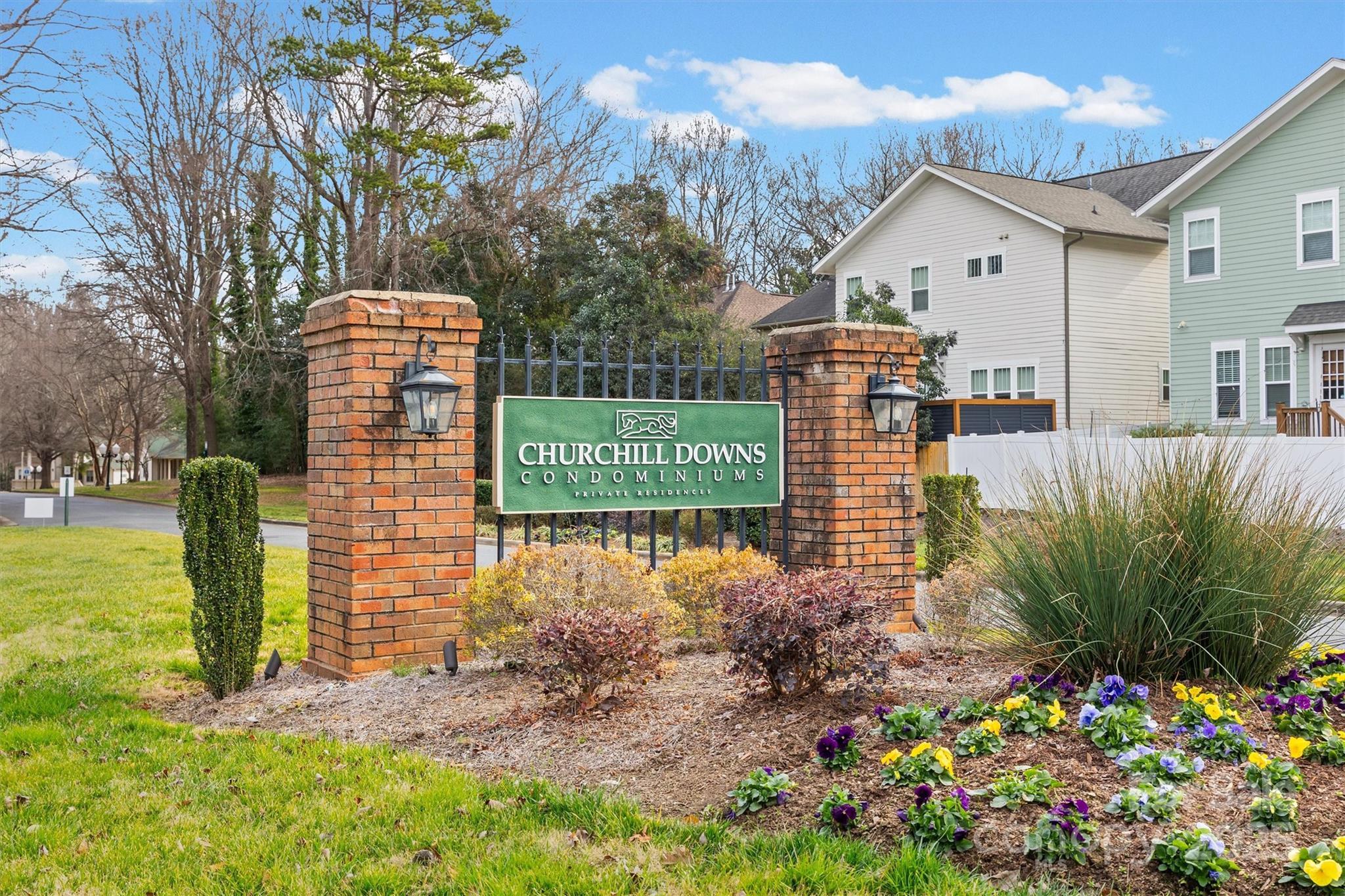 1041 Churchill Downs Court Charlotte NC 28211