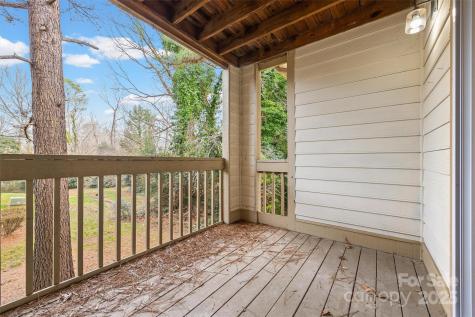 1041 Churchill Downs Court Charlotte NC 28211