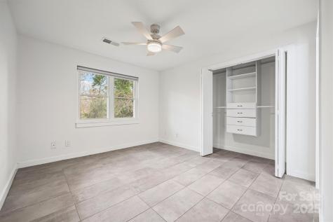 1041 Churchill Downs Court Charlotte NC 28211