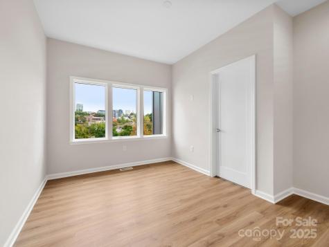 3 Lee Garden Lane Asheville NC 28801