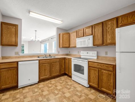 1705 Deermouse Way Hendersonville NC 28792