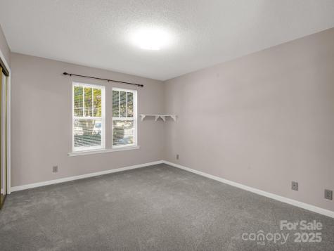 1705 Deermouse Way Hendersonville NC 28792