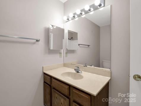 1705 Deermouse Way Hendersonville NC 28792