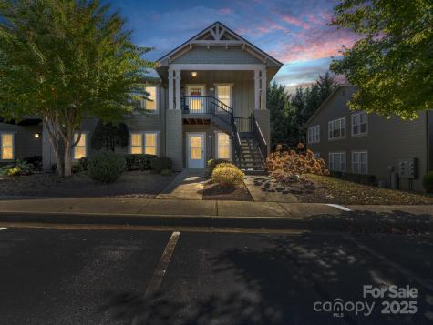 1705 Deermouse Way Hendersonville NC 28792