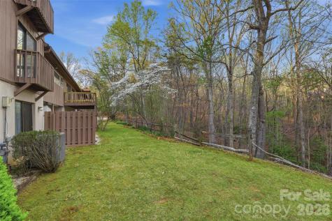 17 Knoll Drive Columbus NC 28722