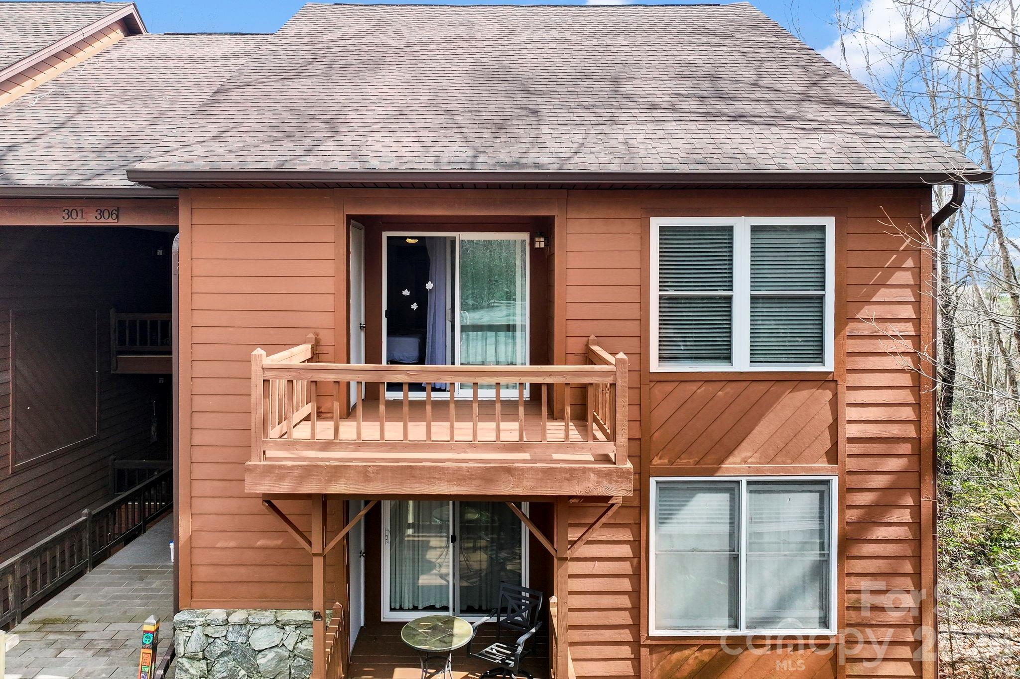 73 Toxaway Views Drive Lake Toxaway NC 28747
