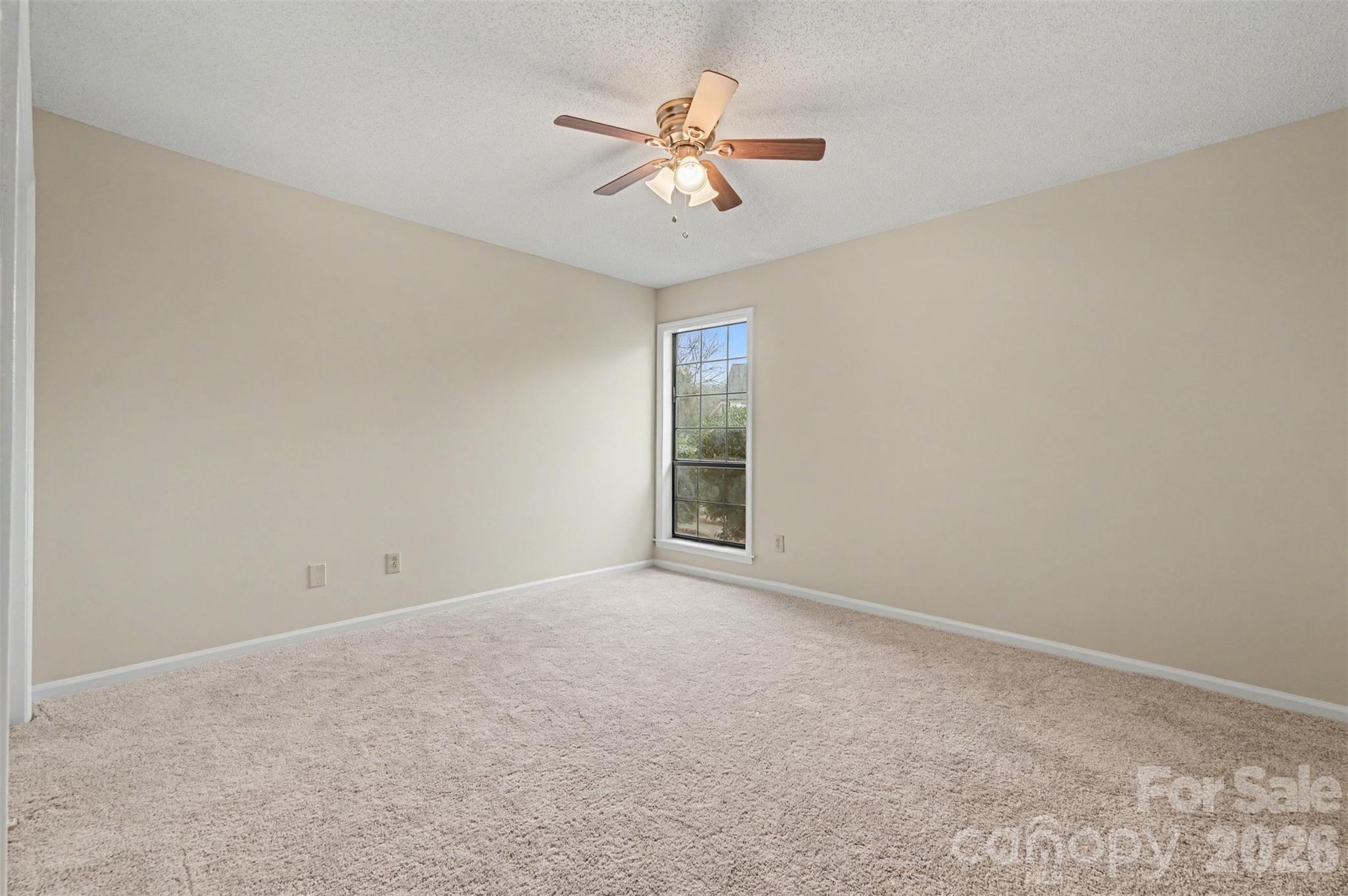 5866 Harris Grove Lane Charlotte NC 28212