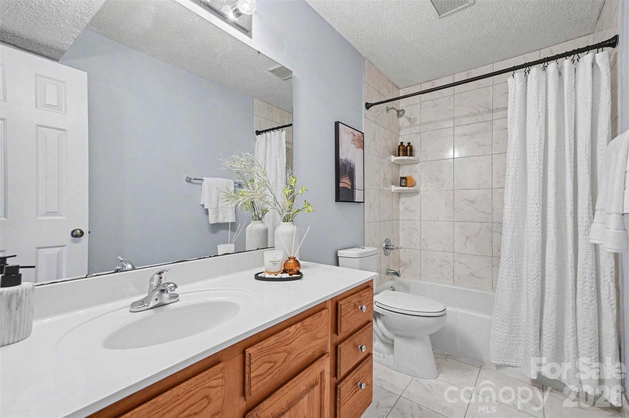 5866 Harris Grove Lane Charlotte NC 28212
