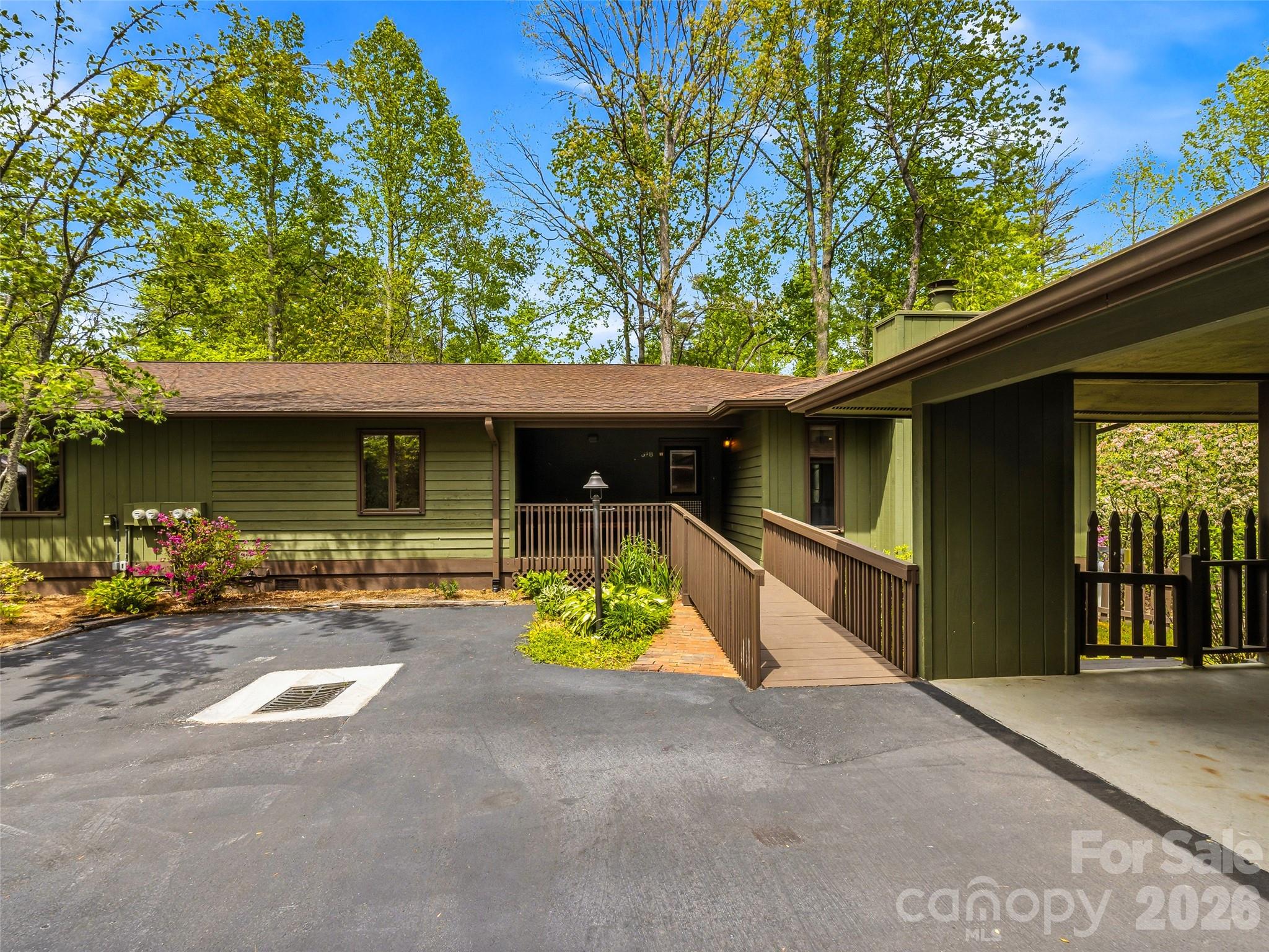 348 Surrey Lane Brevard NC 28712