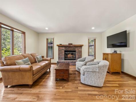 348 Surrey Lane Brevard NC 28712