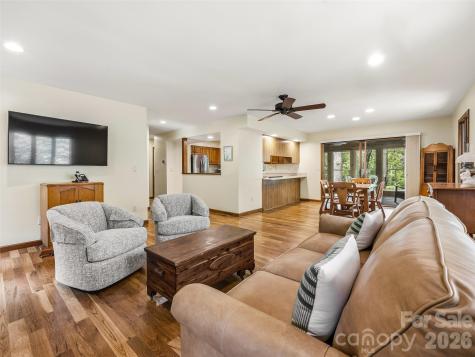 348 Surrey Lane Brevard NC 28712