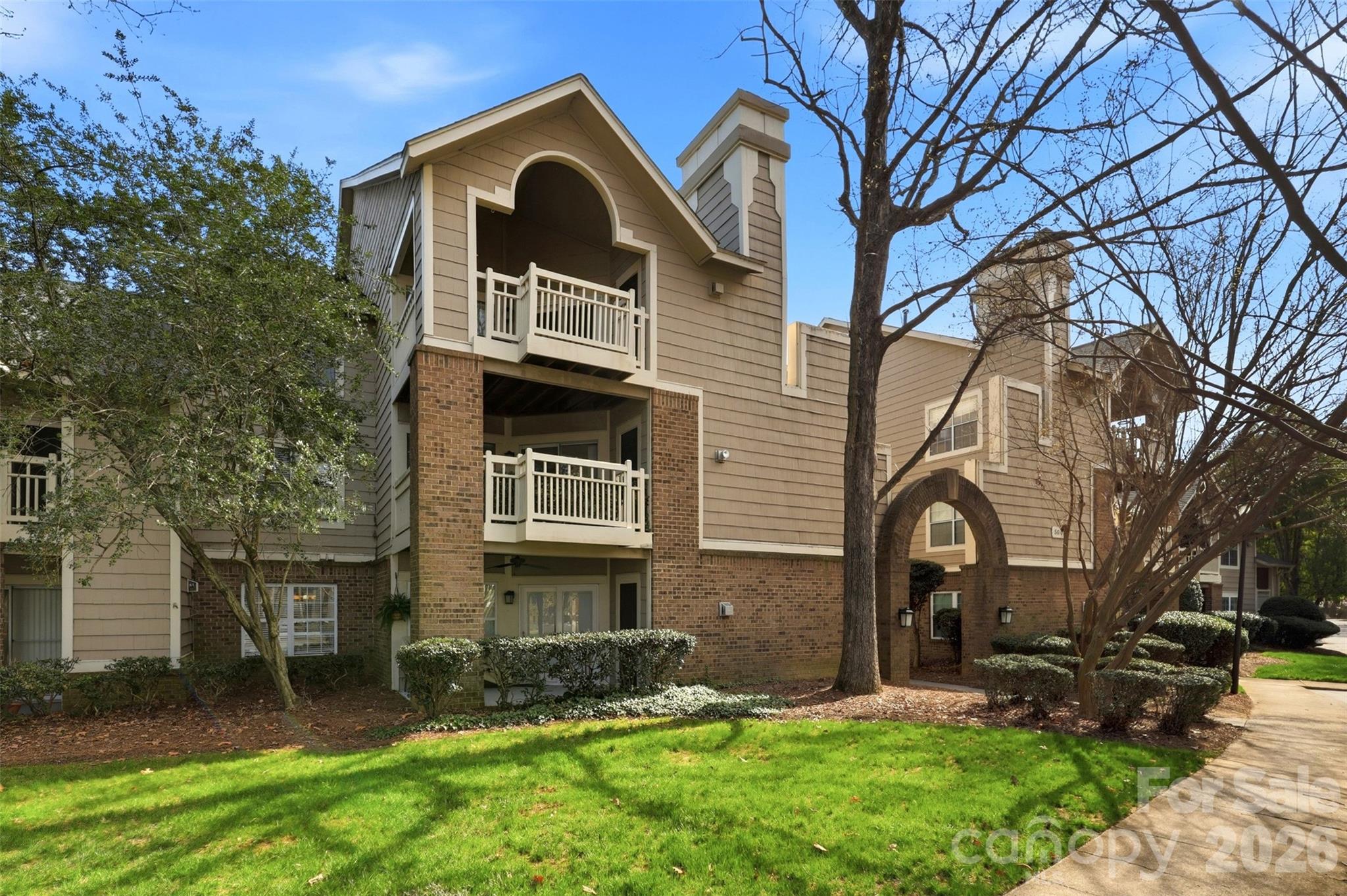 5007 Sharon Road Charlotte NC 28210