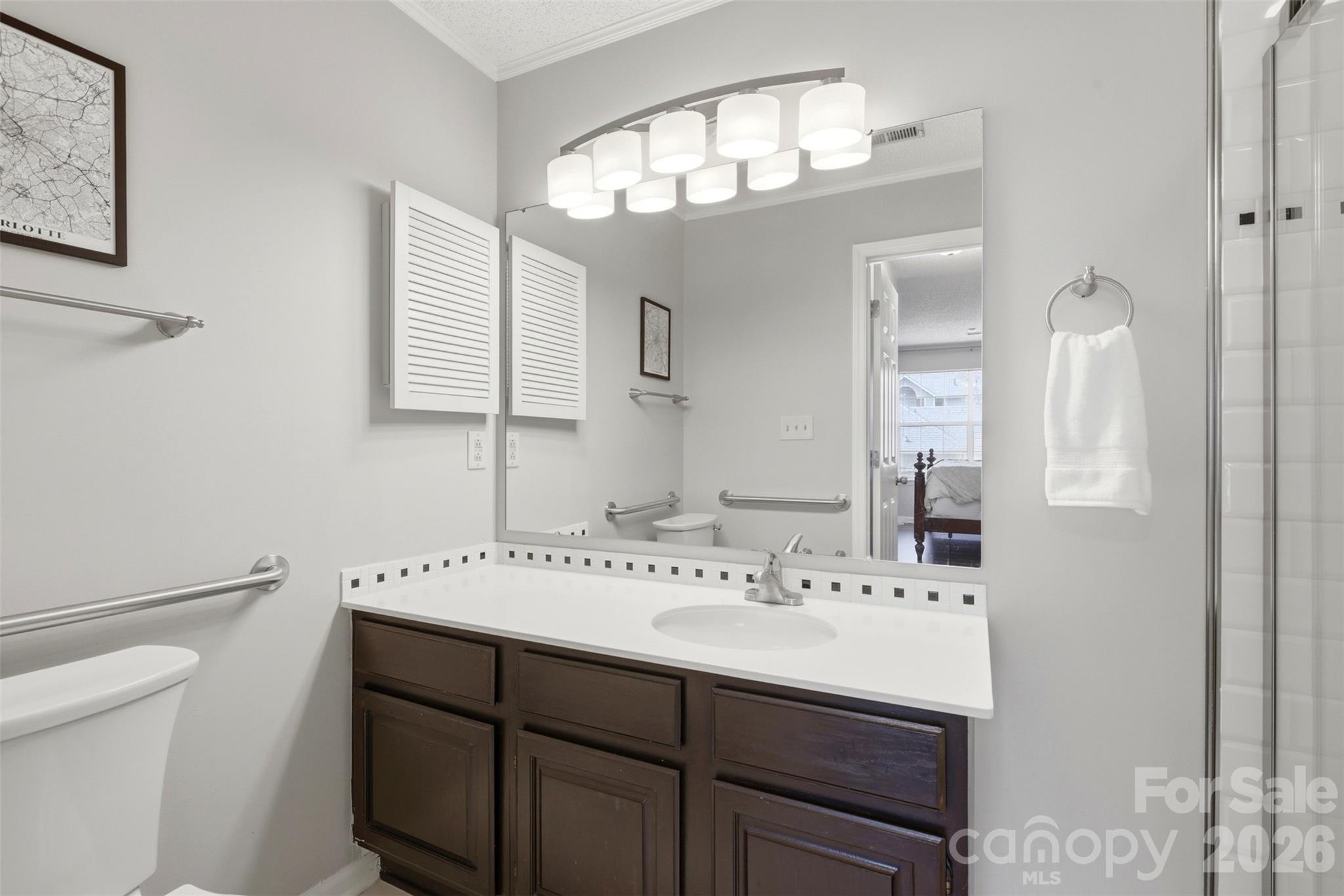 5007 Sharon Road Charlotte NC 28210