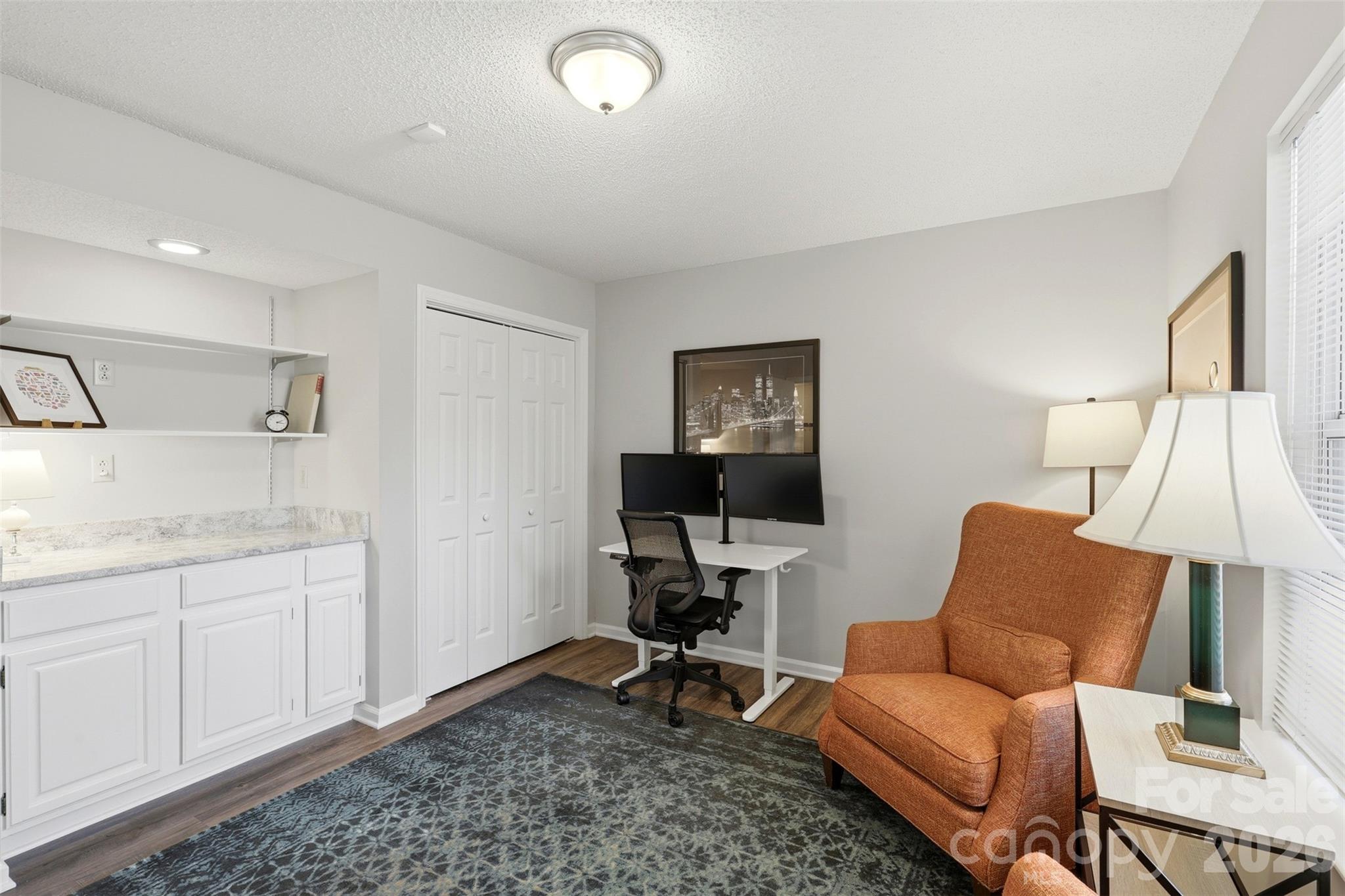 5007 Sharon Road Charlotte NC 28210
