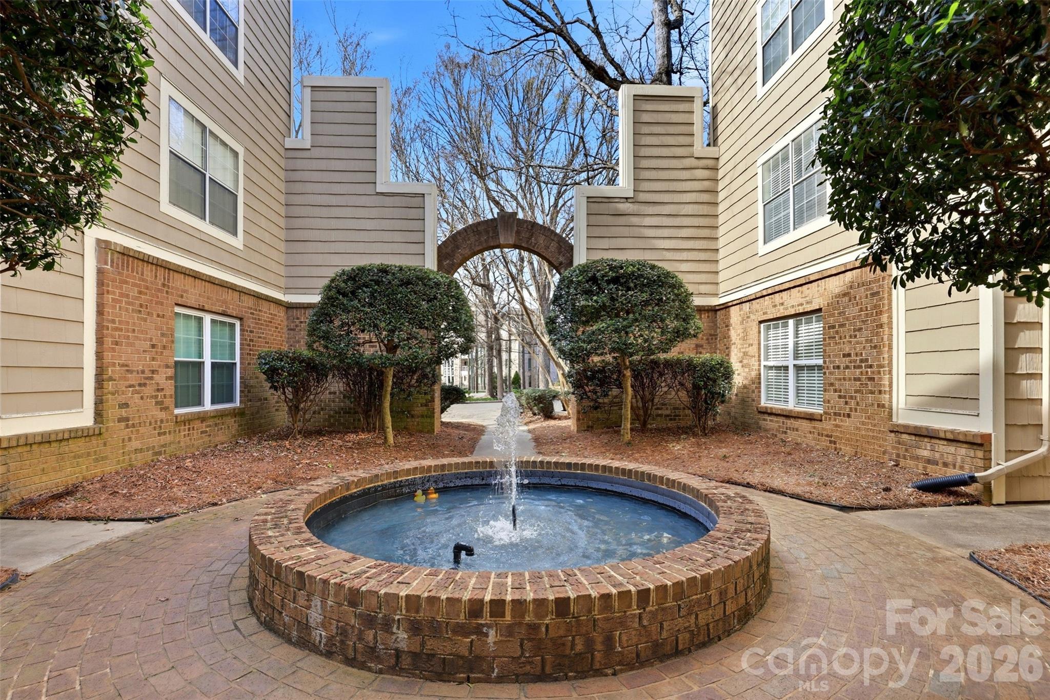5007 Sharon Road Charlotte NC 28210