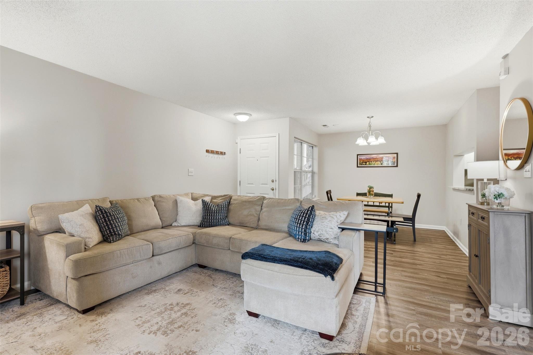 5007 Sharon Road Charlotte NC 28210