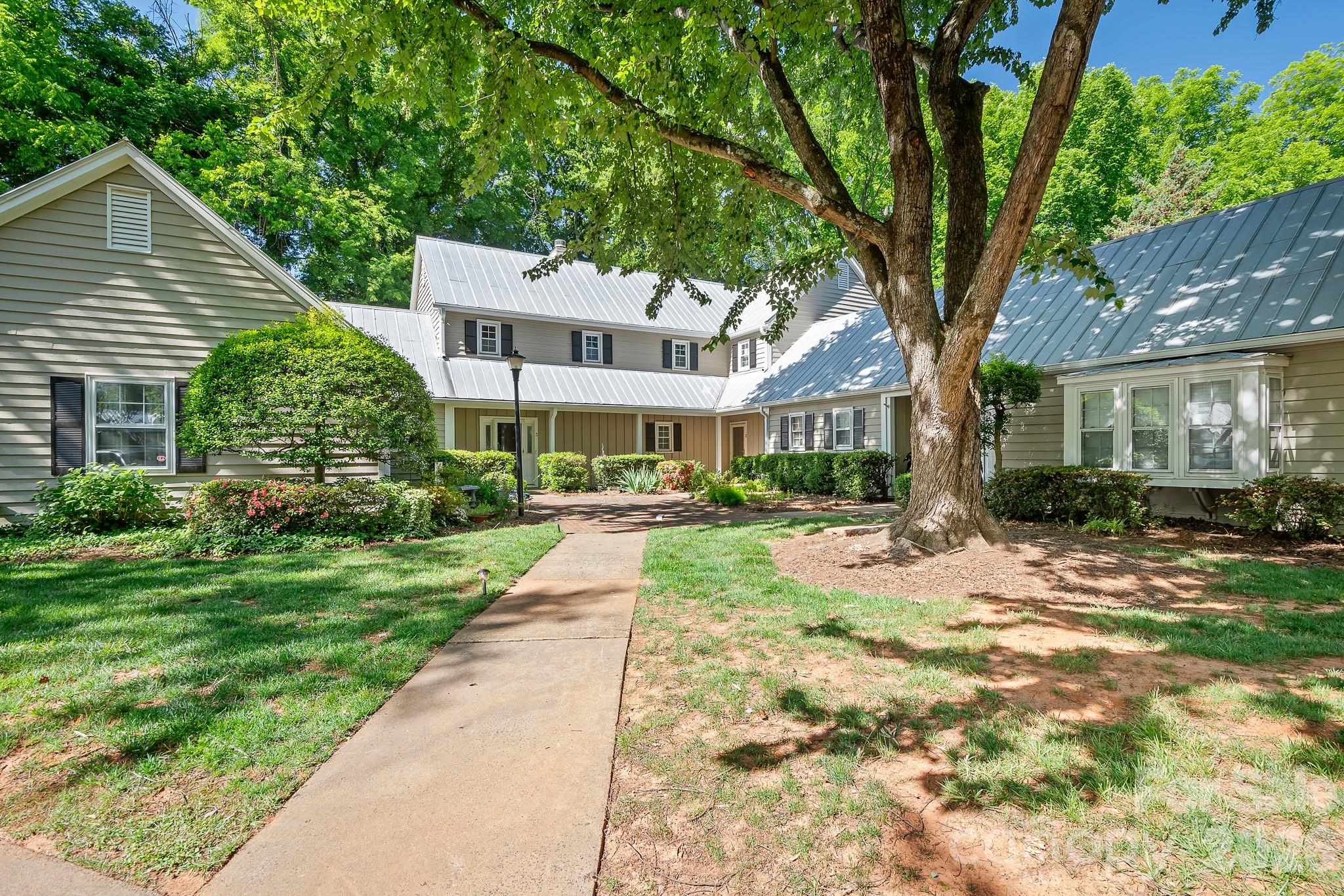 3706 Selwyn Farms Lane Charlotte NC 28209