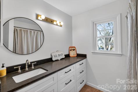 3706 Selwyn Farms Lane Charlotte NC 28209