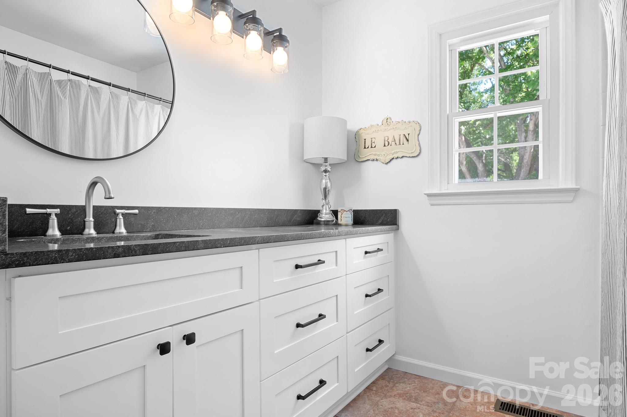 3706 Selwyn Farms Lane Charlotte NC 28209