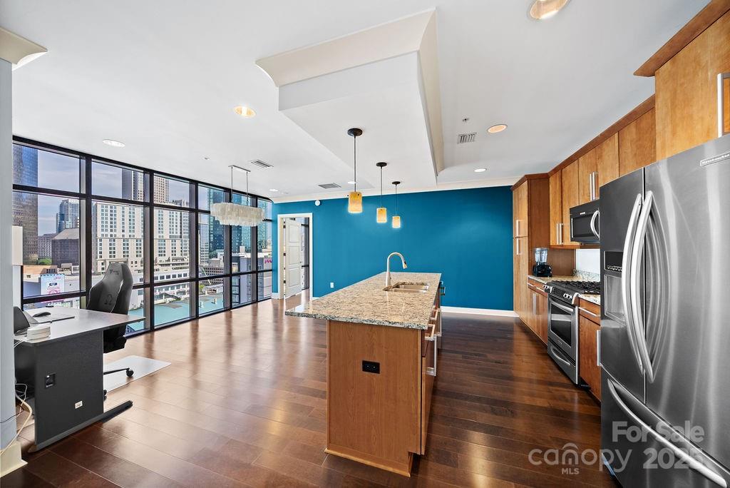 222 S Caldwell Street Charlotte NC 28202