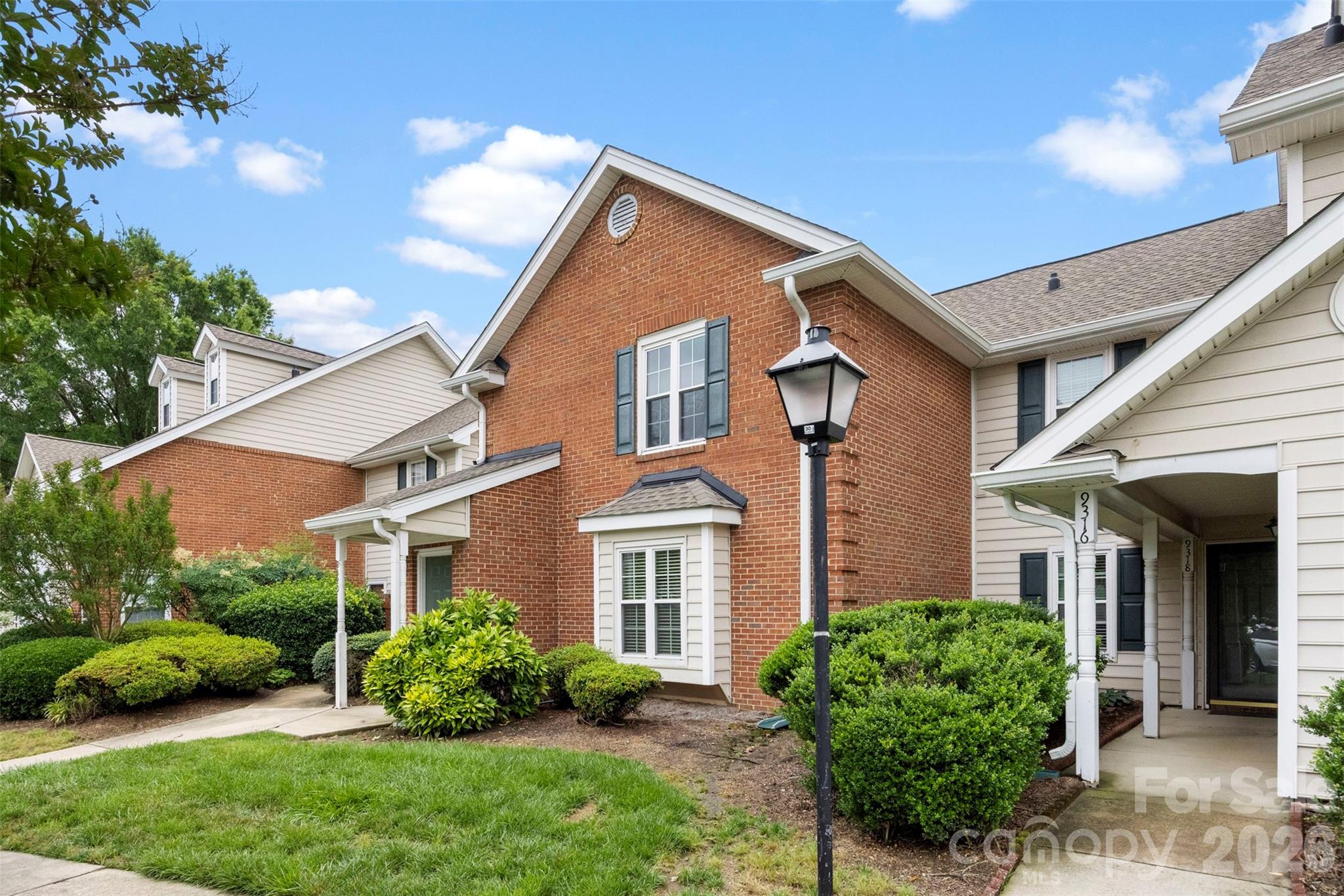 9320 South Vicksburg Park Court Charlotte NC 28210