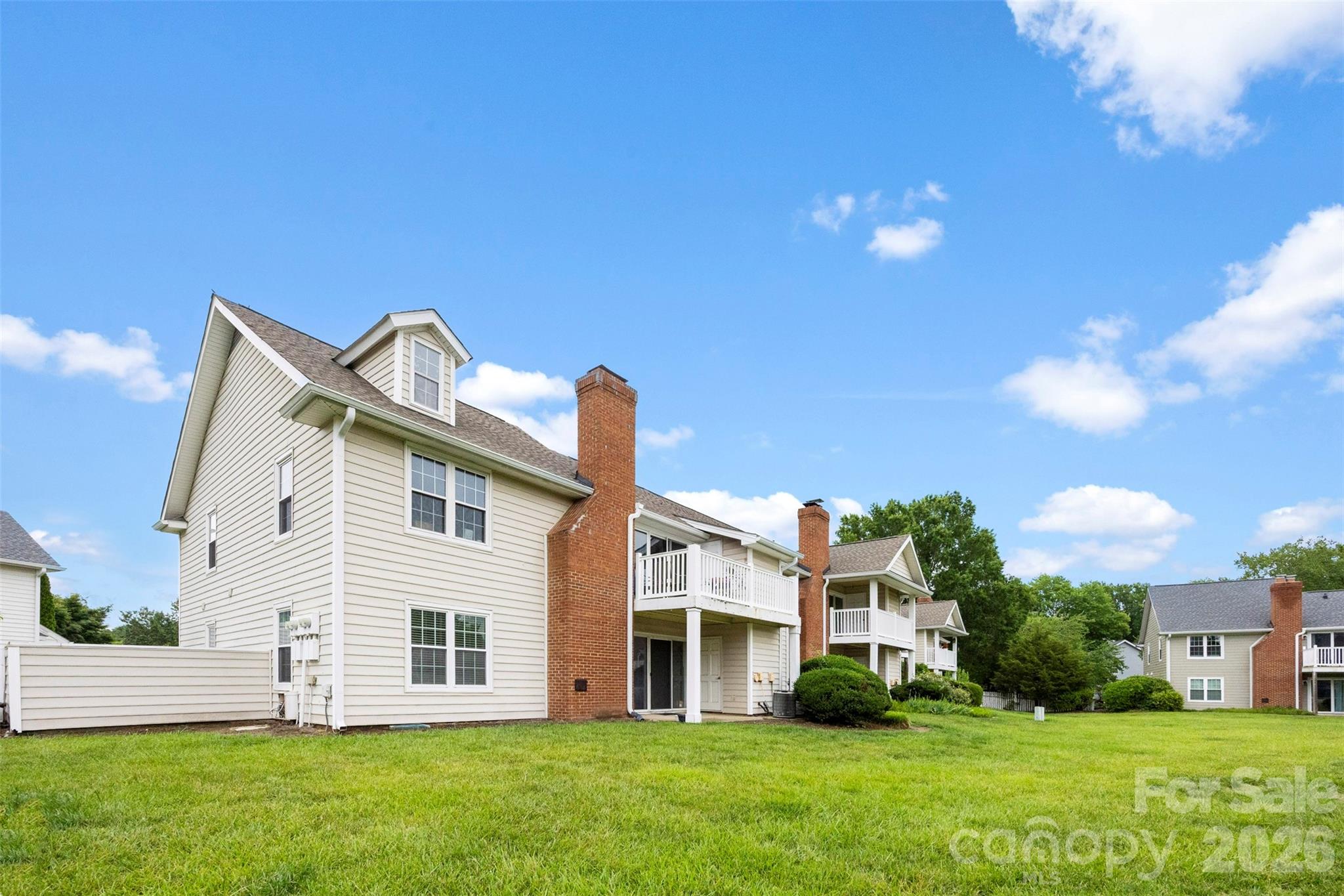 9320 South Vicksburg Park Court Charlotte NC 28210