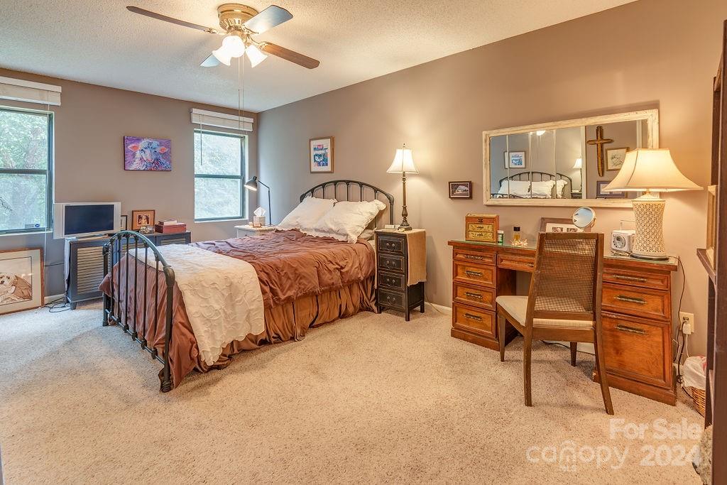2501 Vineyard Boulevard Asheville NC 28805
