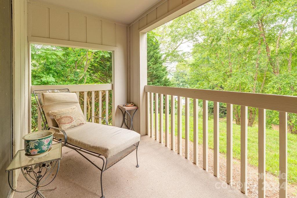 2501 Vineyard Boulevard Asheville NC 28805