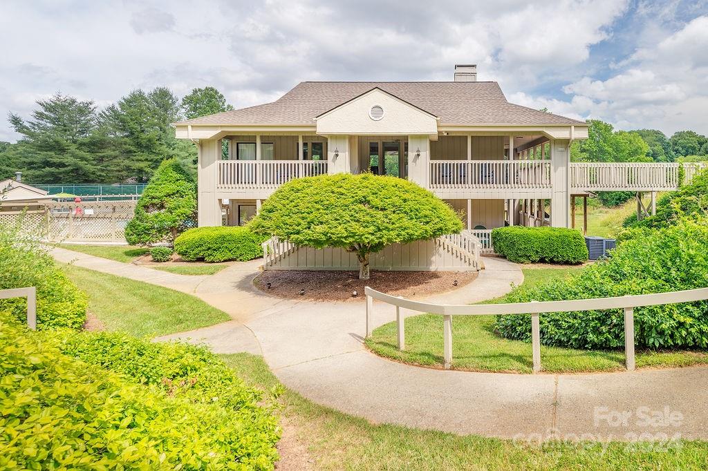 2501 Vineyard Boulevard Asheville NC 28805