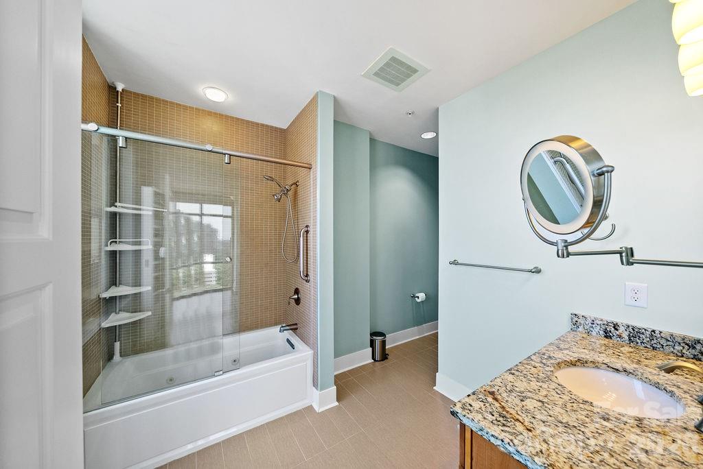 222 S Caldwell Street Charlotte NC 28202