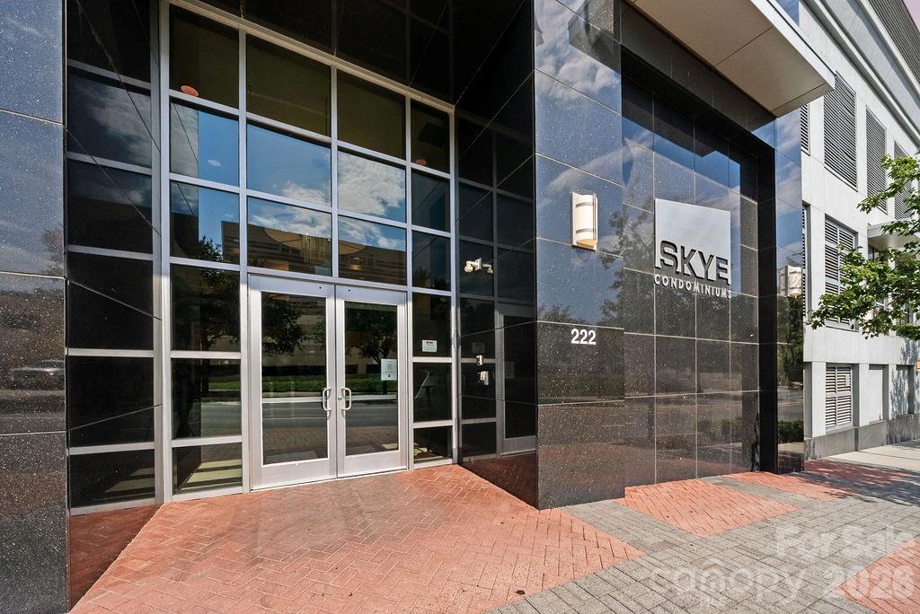 222 S Caldwell Street Charlotte NC 28202