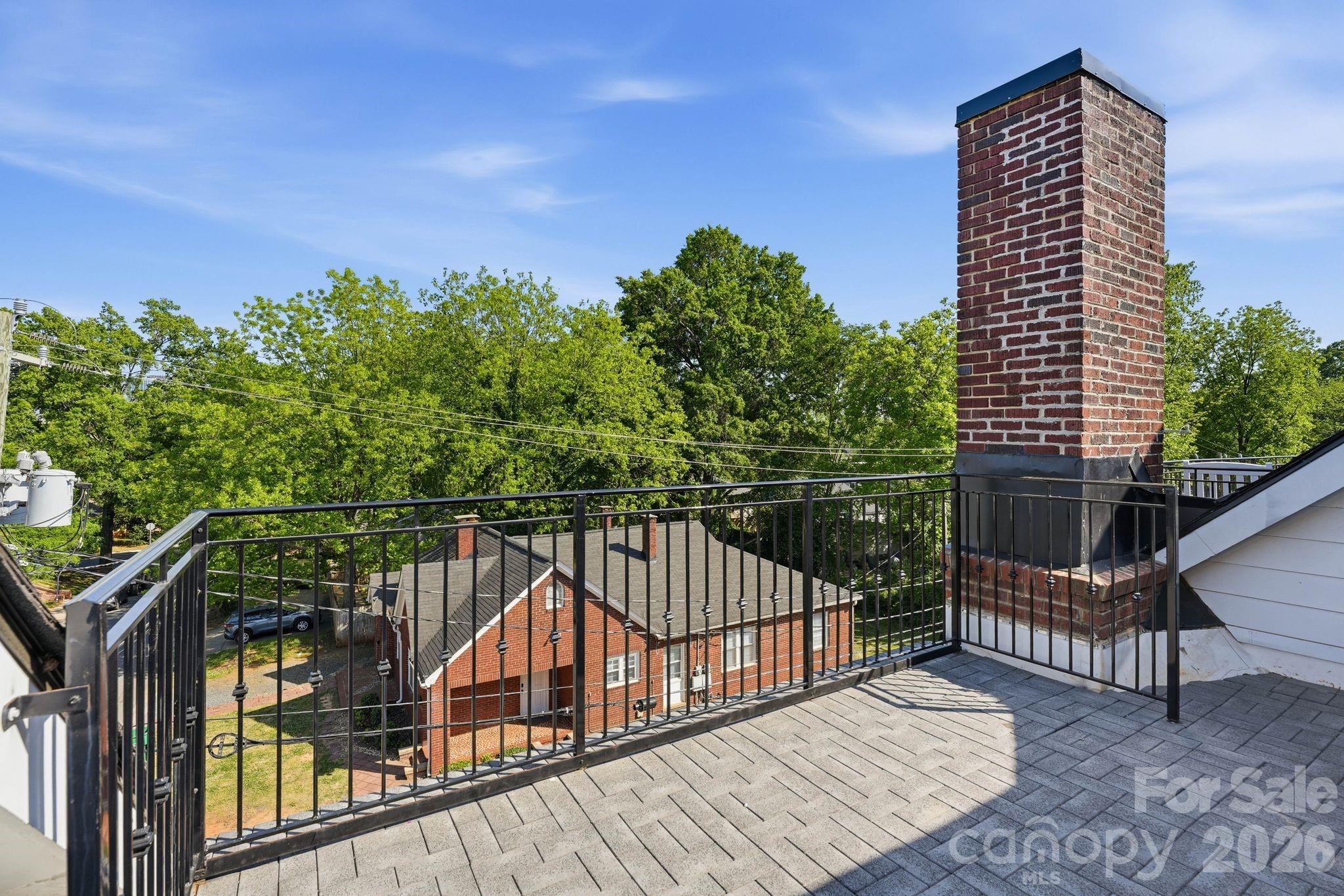 203 Grandin Road Charlotte NC 28208