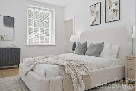 203 Grandin Road Charlotte NC 28208