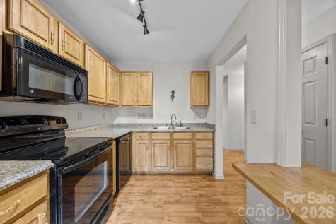 704 Carlyle Way Asheville NC 28803